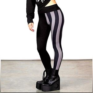 🏷️ BNWT WEDNESDAY ADDAMS X KILLSTAR LOATHE LEGGINGS~XS
